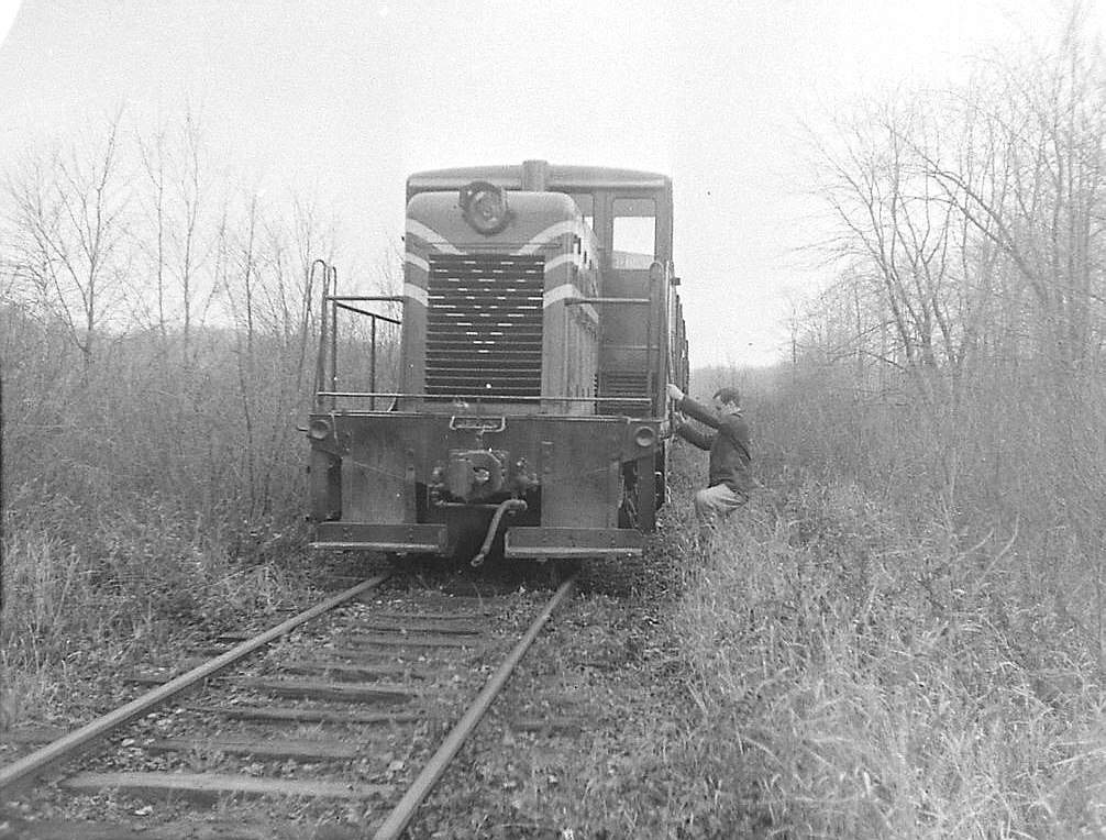 1648 Images on 5 CD's Boston & Maine B&M Railroad RR B&W Photo Collection